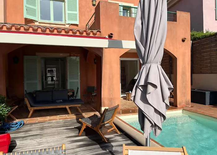 Avec Piscine Privative Et Vue Imprenable Sur Le Golf De Saint-florent A 300 M De La Tatil Evi *