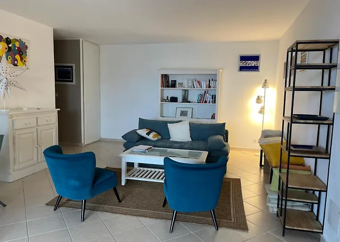 Tatil Evi Avec Piscine Privative Et Vue Imprenable Sur Le Golf De Saint-florent A 300 M De La