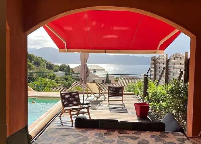 Avec Piscine Privative Et Vue Imprenable Sur Le Golf De Saint-florent A 300 M De La Prázdninový dům